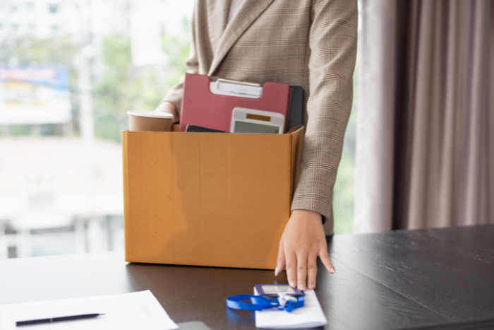 Il primo lavoro spesso coincide con una caduta salutare